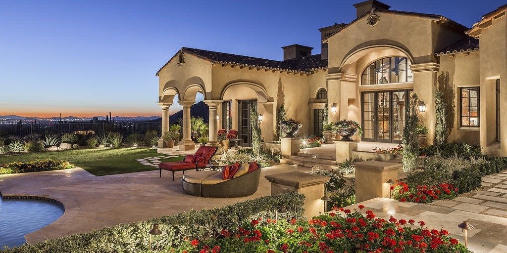 Mediterranean Luxury Home patio